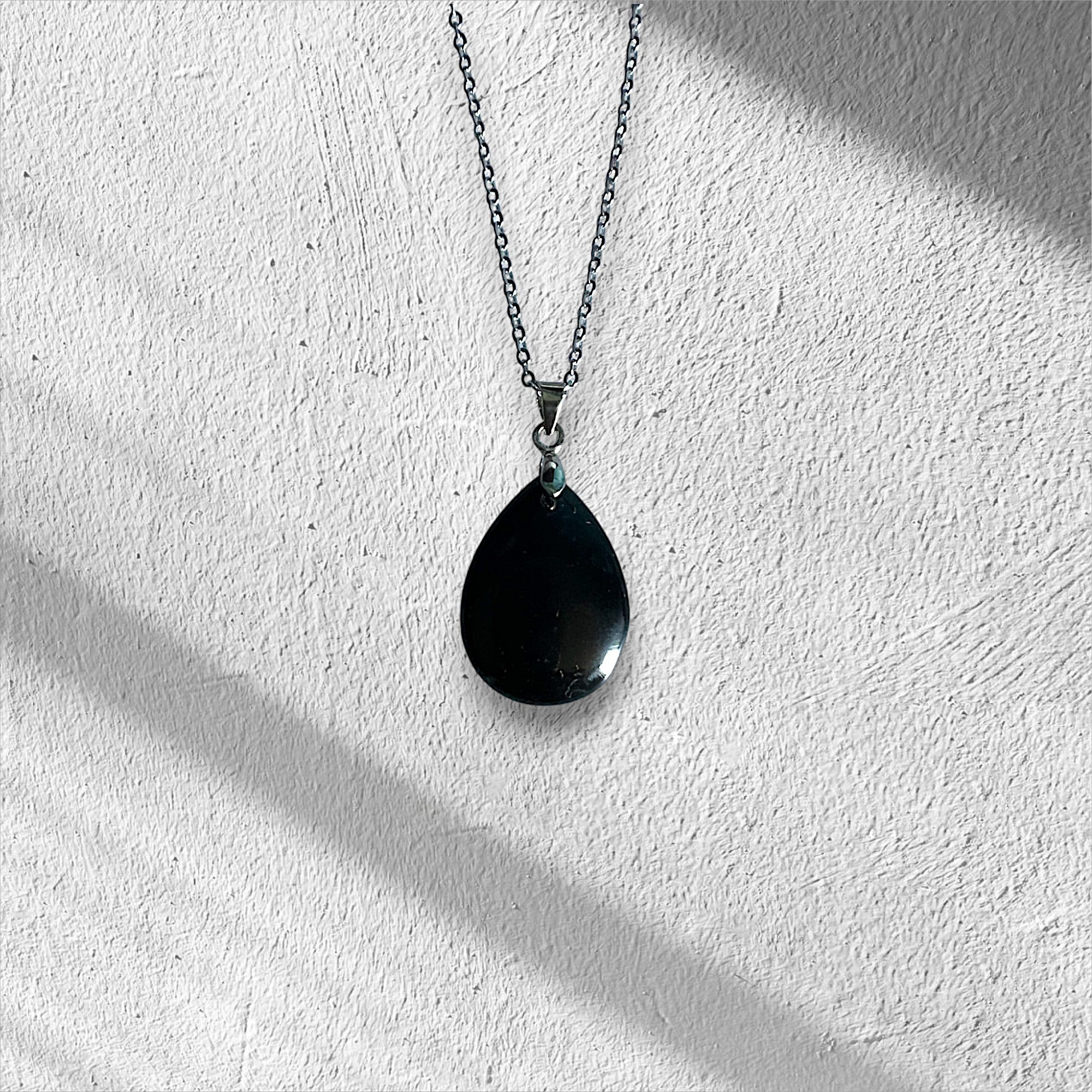 COLLIER AGATE NOIRE