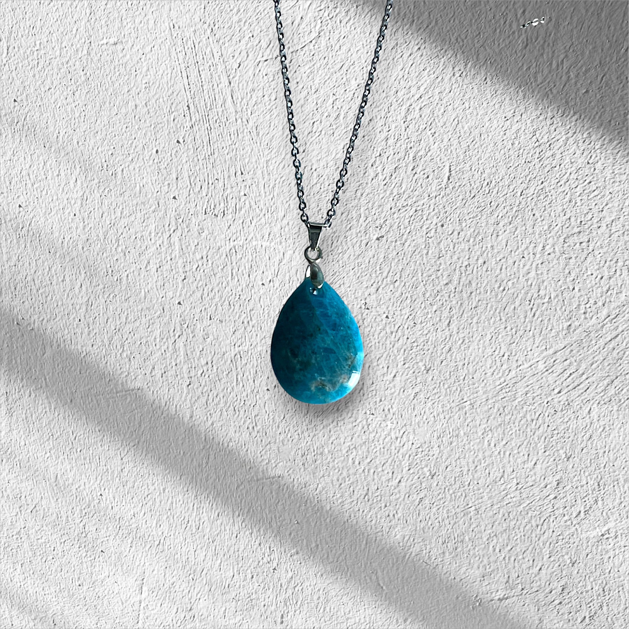 COLLIER APATITE